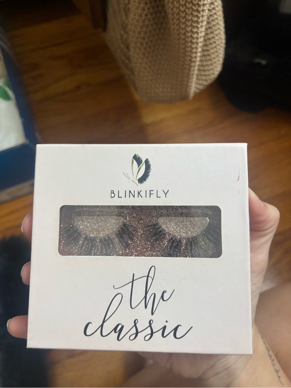 The Classic False Eyelashes - Black